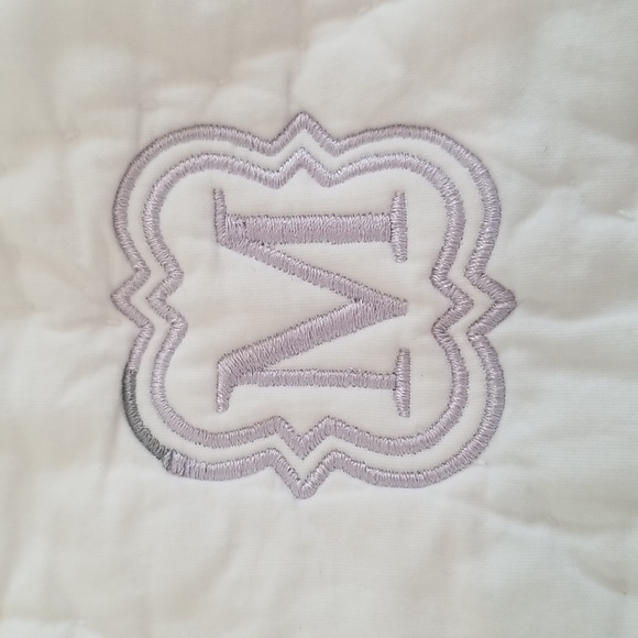 Pottery Barn Kids Harper Quilt & Sheet for Crib "M" and Winter Fitted Crib Sheet - Picture 4 of 14